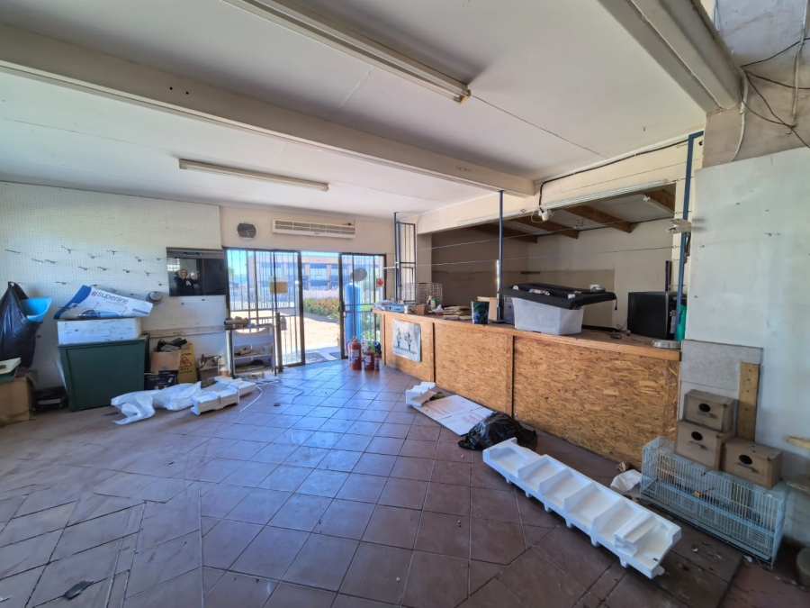 6 Bedroom Property for Sale in Parys Free State